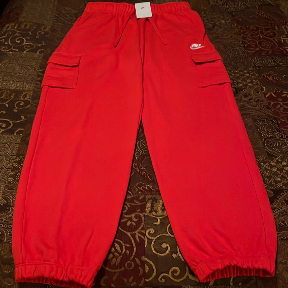 Nike Sportswear Terry Lined Oversize Fit Mid Rise Cargo Jogger